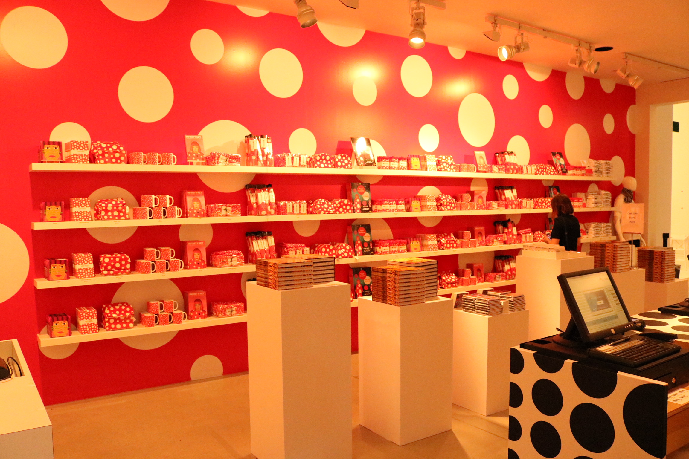 F0D6DB96-8A06-410F-8FD6-F12935174942