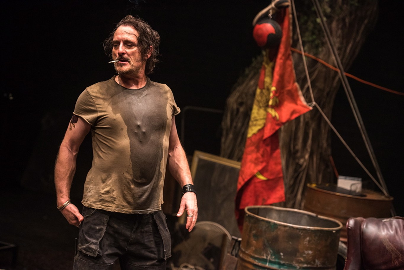 7B545F9C-D856-4138-AAEA-8CD17B648140