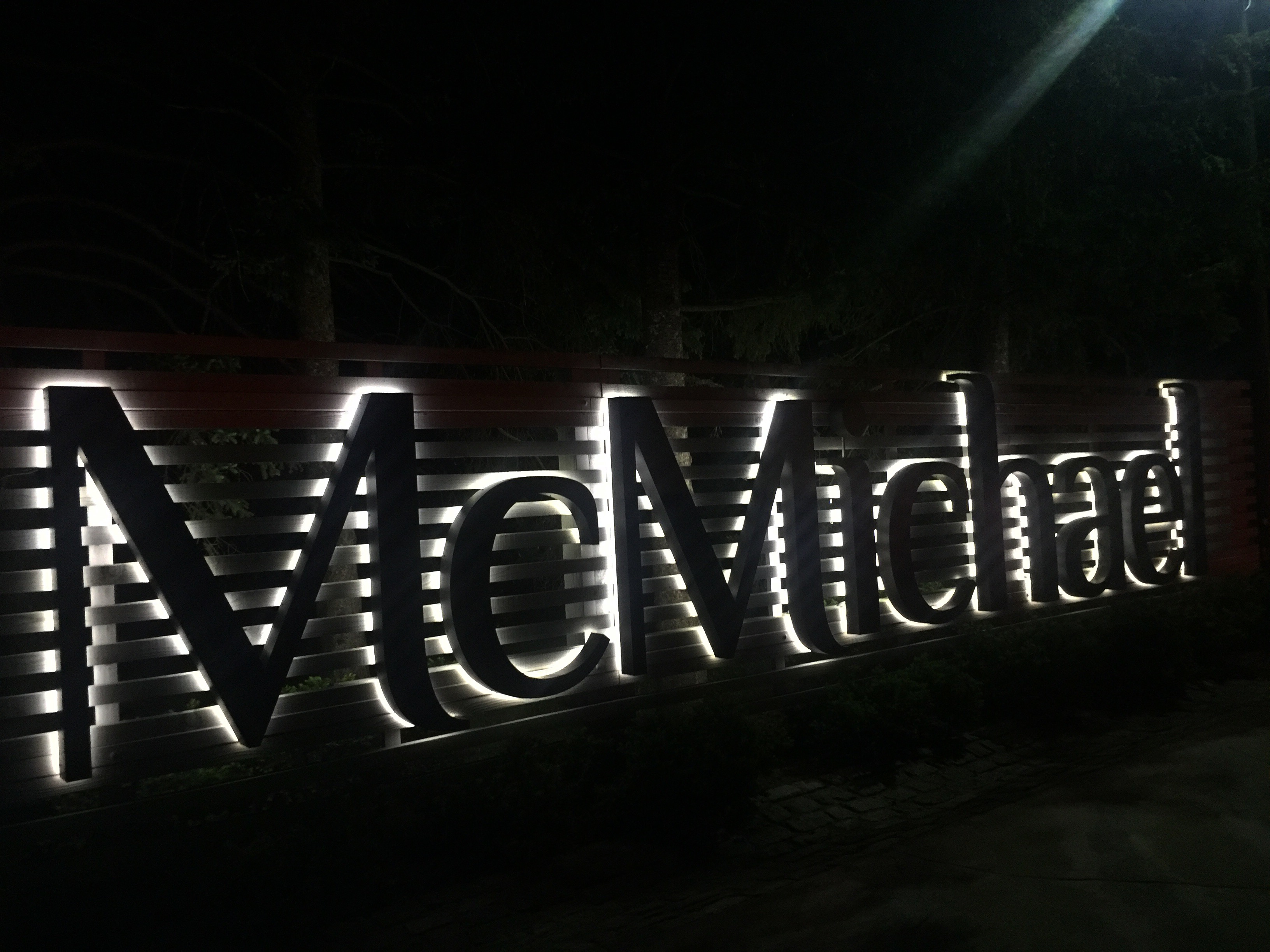 8006059C-87F7-4A63-A14C-171A023728BB