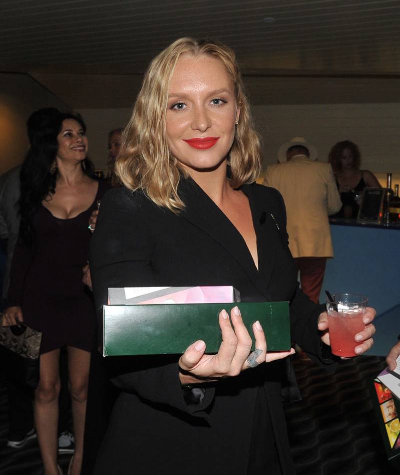 536543D1-A103-499A-8B16-DF9B7752CC27